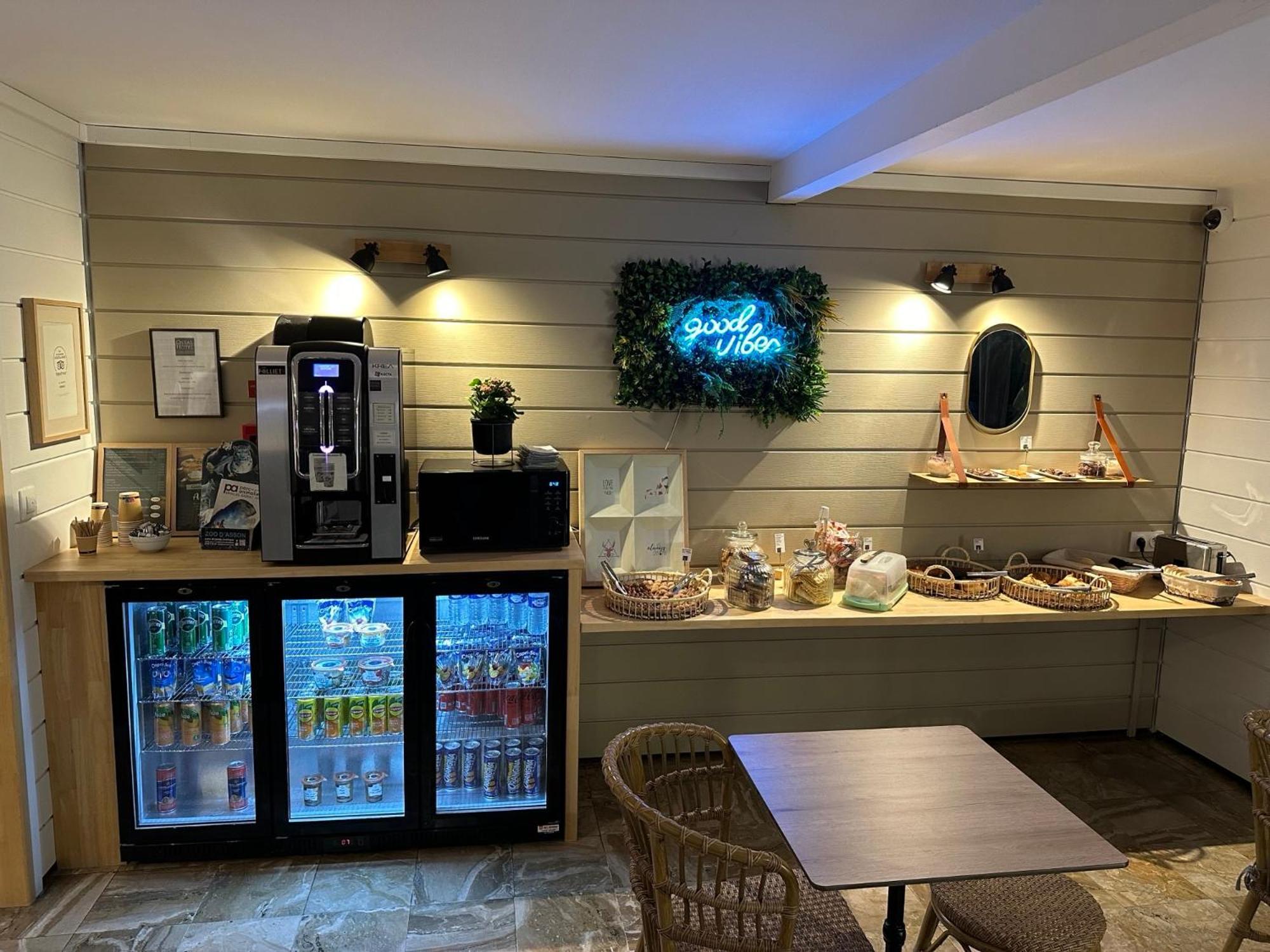 Hotel Ostal Universite - Sure Collection By Western Pau